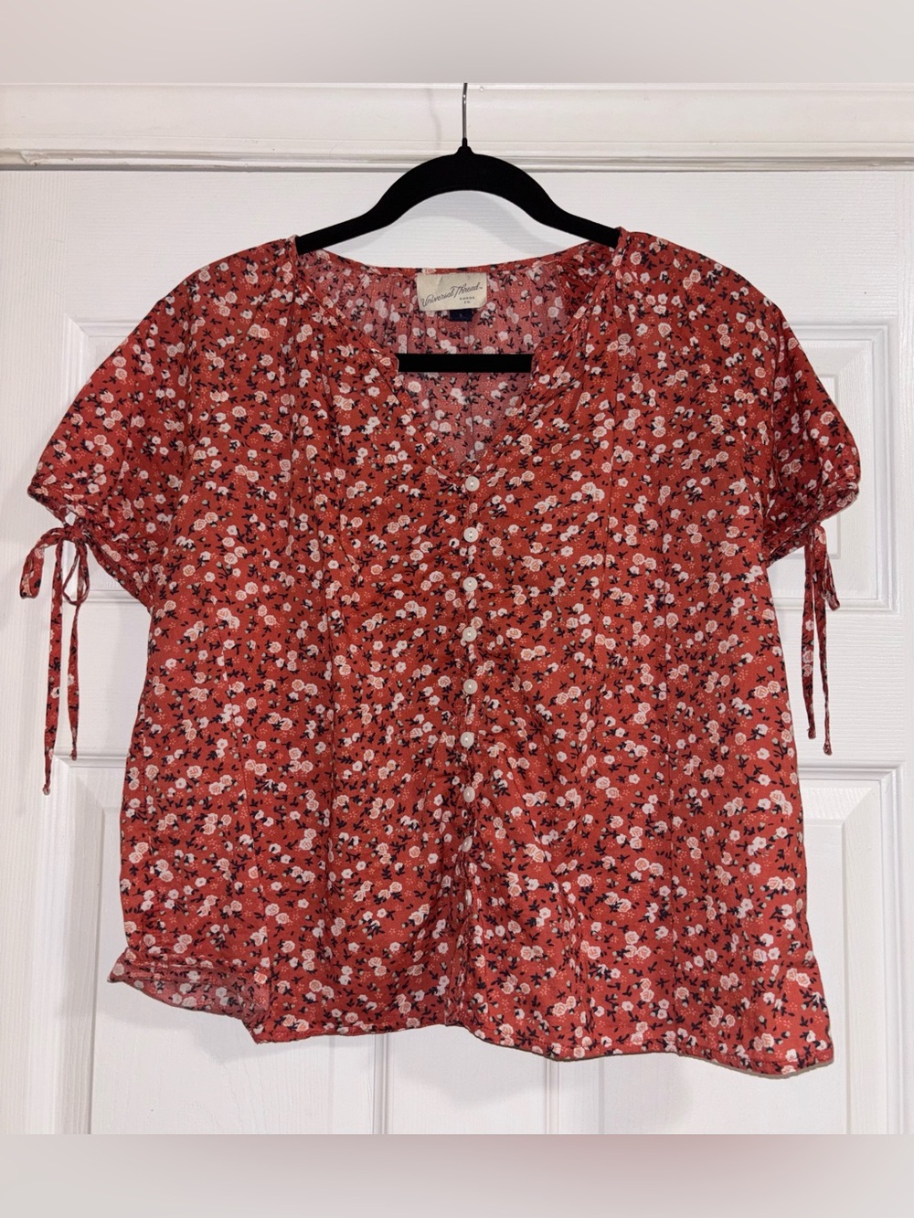 Universal Thread Blouse Size Small